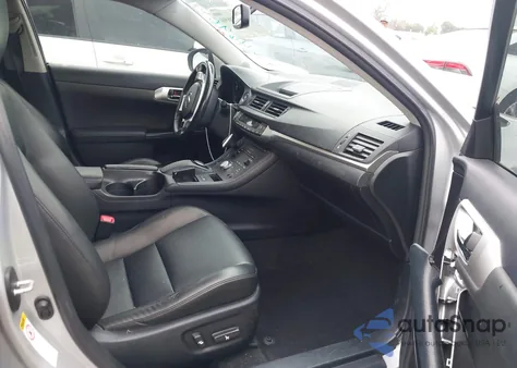 2013 Lexus Ct 200 z USA, uszkodzony, nr VIN JTHKD5BH8D2157622